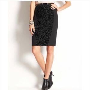 ANN TAYLOR Womens Rayon Polyester Pencil Skirt Velvet Flocking Black s…
